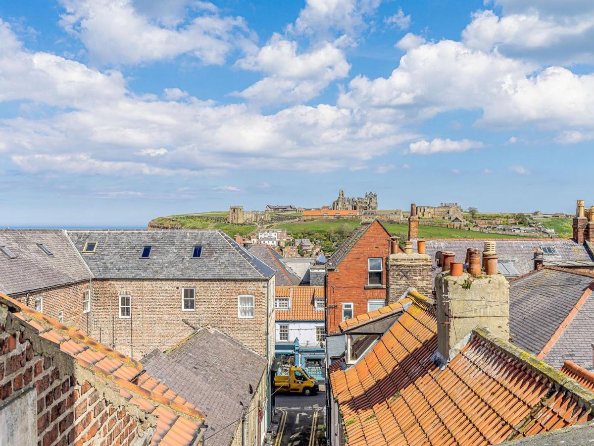 Tower Apartment Whitby Esterno foto